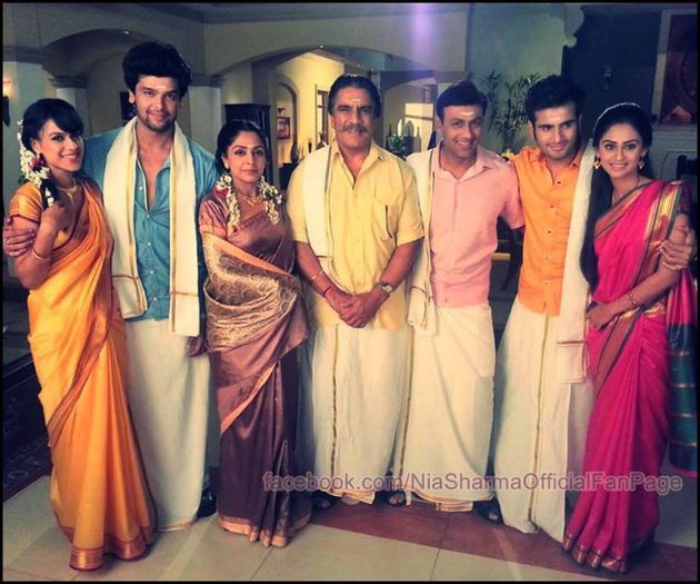 485444_589350527764865_119949906_n - Ek Hazaaron Mein Meri Behna Hain unseen pictures