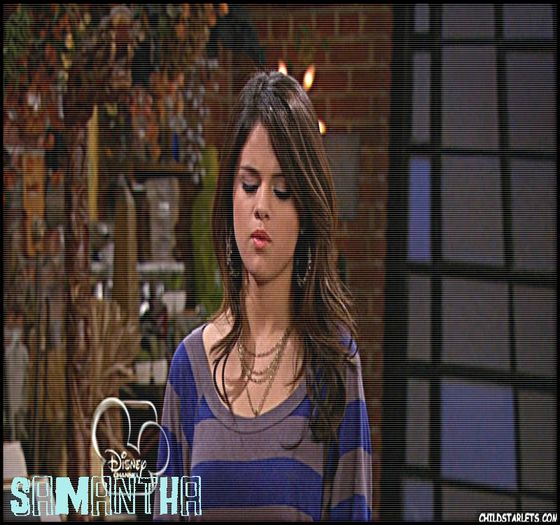 Si tu :-l vedeta mare =; nu puteai face unu? :@ . Parca eu eram doar o fata simpla ;; [ clik; O fata simpla :-?? Si tu un star =; . Sau acum m`am transformat in Marie-ajuta toti ? :-l . O simpla fata =; * iese din room *
