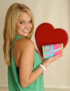 5 - alegeti o poza neocupata cu tiffany thornton