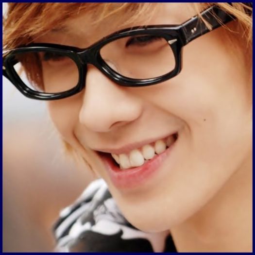 Bebe e intotdeauna de vina :))))