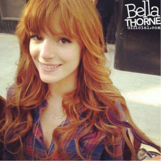 32 - alegeti o poza neocupata cu bella thorne