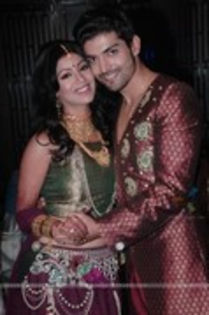 44522729_DCZGLWWKE - Gurmeet Choudhary-Yash Schindia