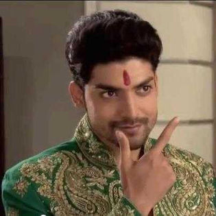 535487_126665097511764_462289428_n