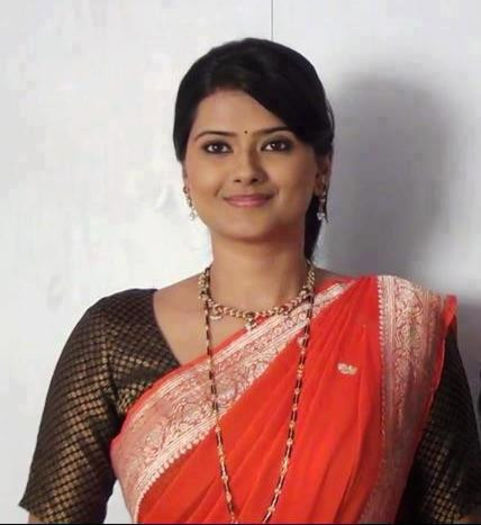 68645_394418363976223_1065291906_n - 3-Aarti-Kratika Sengar si  Yash-Gurmeet