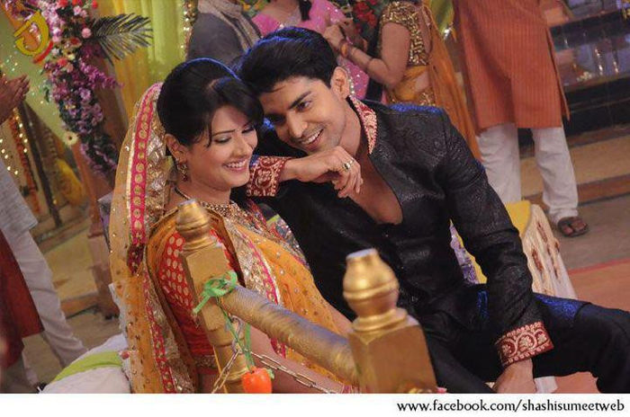 321601_530949360300478_1273023257_n