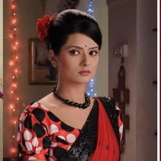 154452_467576593304422_581023131_n - Kratika Sengar-Aarti