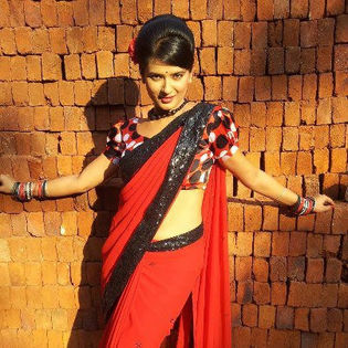 163361_467563873305694_134642478_n - Kratika Sengar-Aarti