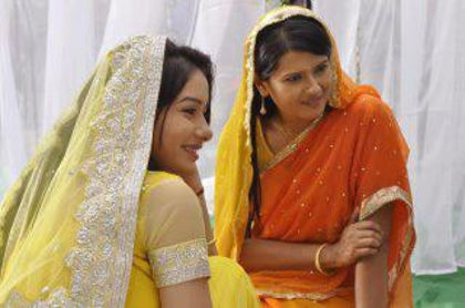 922765_532269890168425_1003493204_n - Kratika Sengar-Aarti