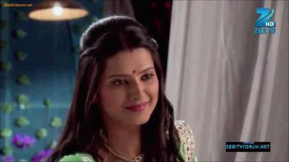 968799_548047718590642_2134337005_n - Kratika Sengar-Aarti