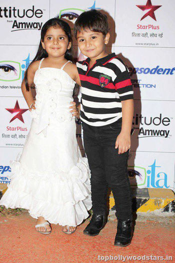 67828_452599341468814_755663626_n - Kratika Sengar-Aarti
