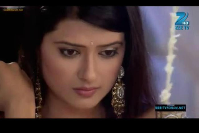 557854_442421869153228_927475297_n - Kratika Sengar-Aarti
