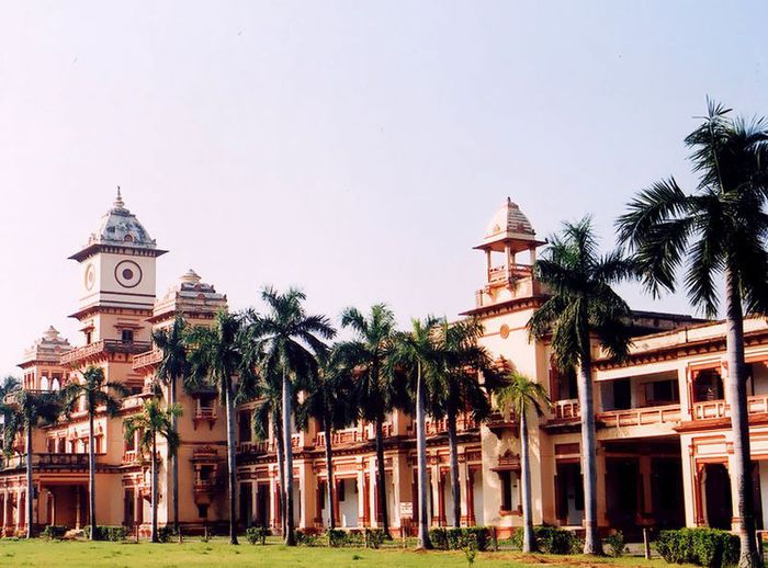 800px-B_bhu_varanasi