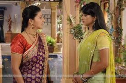 1244_468875336528380_89031563_n - Gurmeet si Kratika love