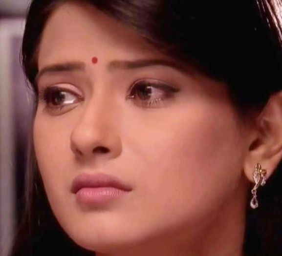 479877_10200181426732407_1637345650_n - Gurmeet si Kratika love