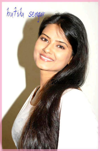 45062_422304697840722_1100984739_n - 3-Aarti si Yash