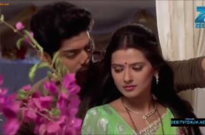 30365_176613459148246_753417452_n - 3-Aarti-Kratika Sengar si  Yash-Gurmeet
