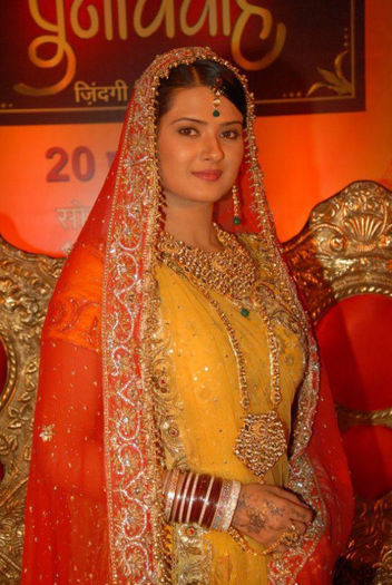 431647_139751659481707_1108264536_n - 3-Aarti si Yash