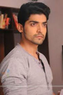 88093890_UMXQHPD3 - 3-Aarti si Yash