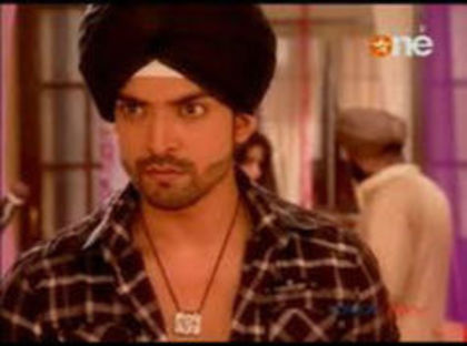87969812_OZXLTRM - Gurmeet si Kratika love