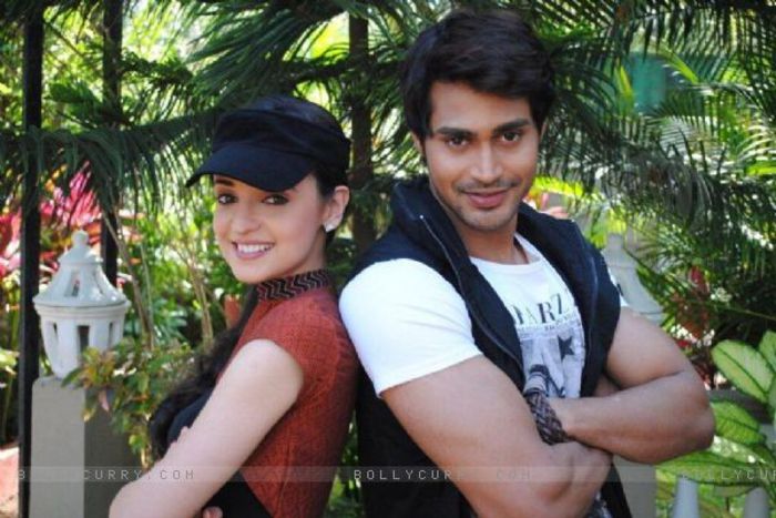 275059-sanaya-and-farhan