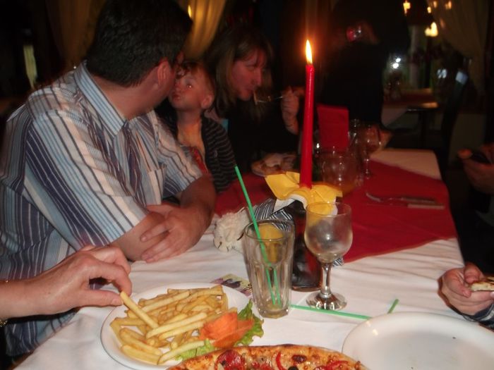 LUMANARE-N CUIB DE CUC