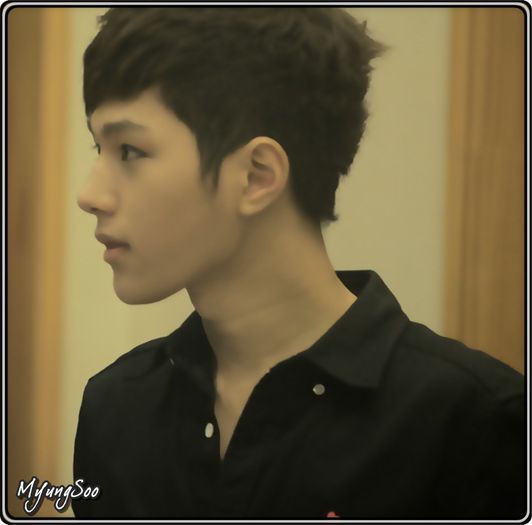 ∞ .. Nu? Dar a cui mai e? :) .. Hei. :) .. - l - x - Episodul 51 - x - l