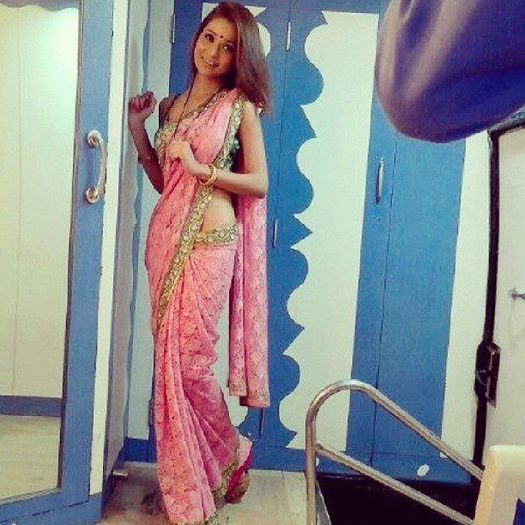 2 - Sara Khan in Junoon