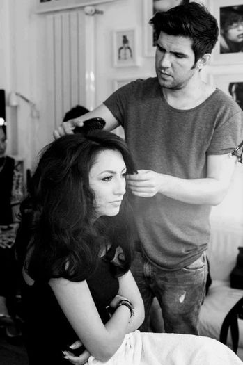 267721_548136008566017_7210341_n