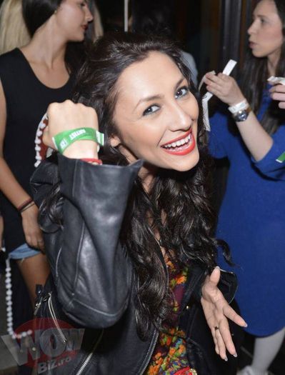 970854_551299184916366_1843731049_n