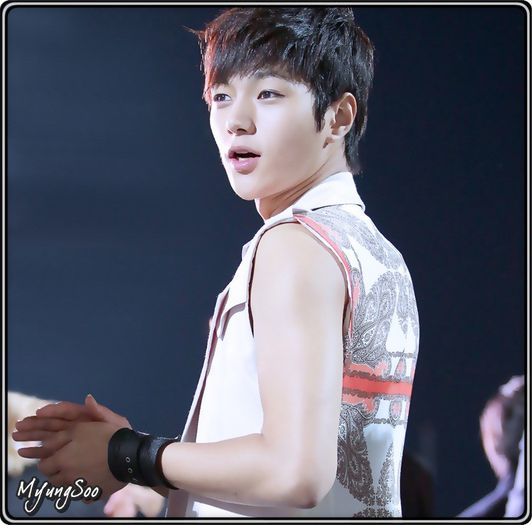 ∞ .. Pe tine te vreaa,nu pe mine. 8-> .. :-" .. Da? :-?? .. - l - x - Episodul 51 - x - l