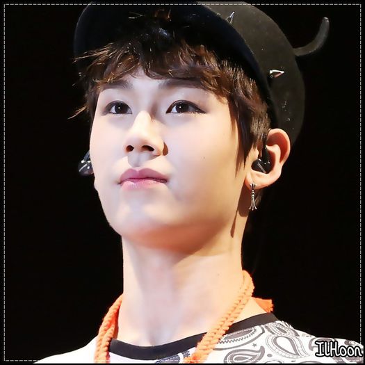 ♫ Noii,aaa..Am fost pe undeva..Sii doar ce ne-am intors..Nu Suzz? :D.