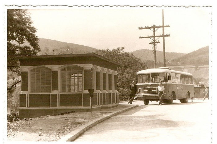 j1961_136_statia_bradisor - AUTOBUZE DE EPOCA