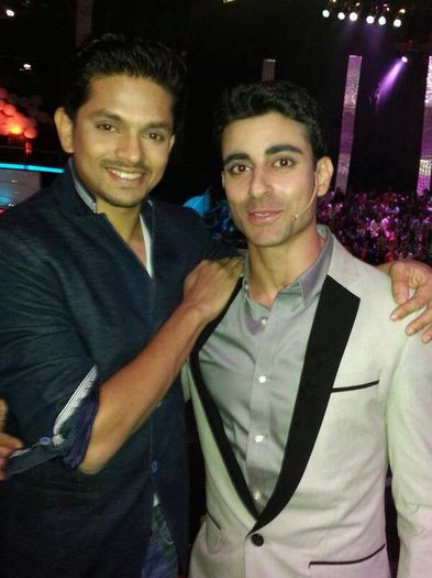 936472_165001570339284_168731240_n - Gautam Rode