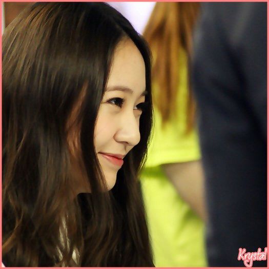 ^: .. Acum ca spui asta,da. :)) .. Dar..oppa. :( .. Eu vreau la tine,aici. :o3 .. :( .. - l - x - Episodul 52 - x - l