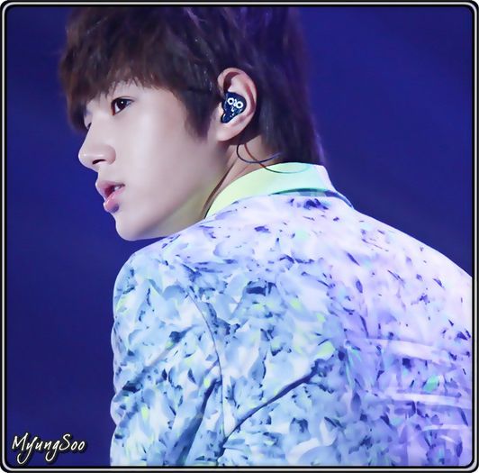 ∞ .. Bye. :-h .. :| .. Conteaza. :| .. Imi..cer scuze. :| .. -_- ..