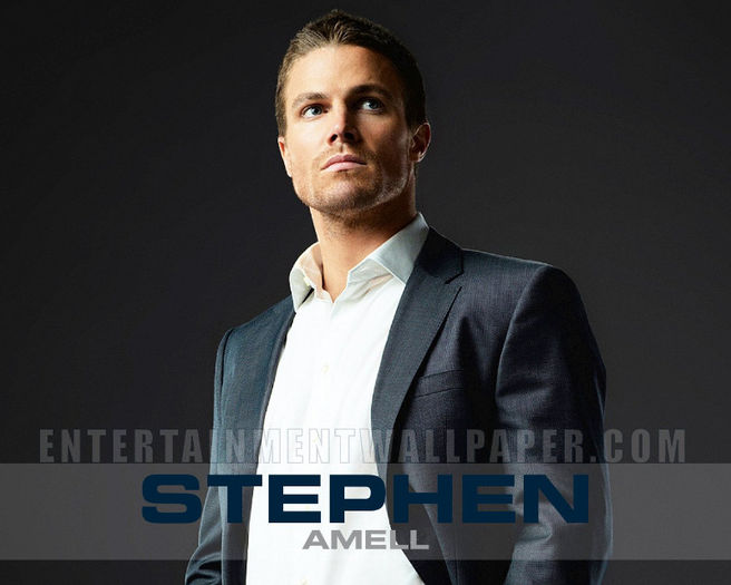 Stephen Amell (29) - Stephen Amell