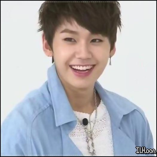 ♫ [se uita la Suzz] :-ss Va intalniti la Woollim,nu? -_- :)).