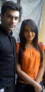 421577_538409166217397_1646235473_n - Karan Singh Grover
