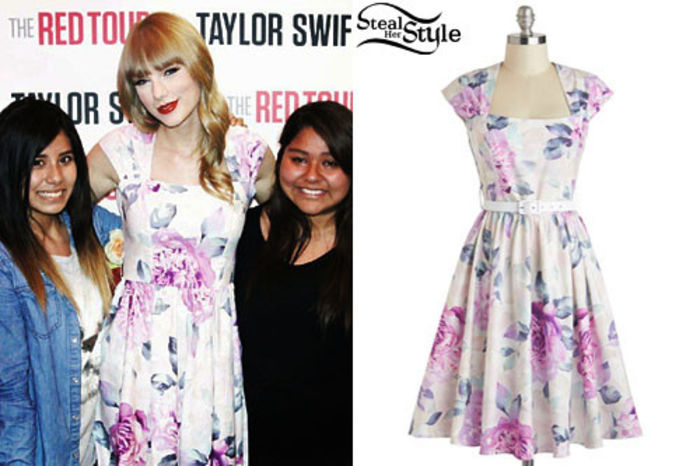 taylorswiftfloraldress - Hainele vedetelor