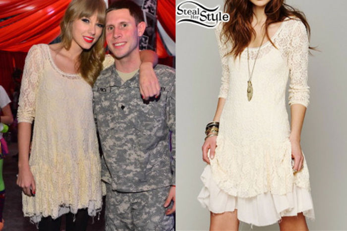 taylorswiftivorylacedress