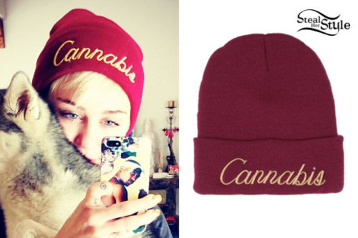 miley-cyrus-cannabis-beanie