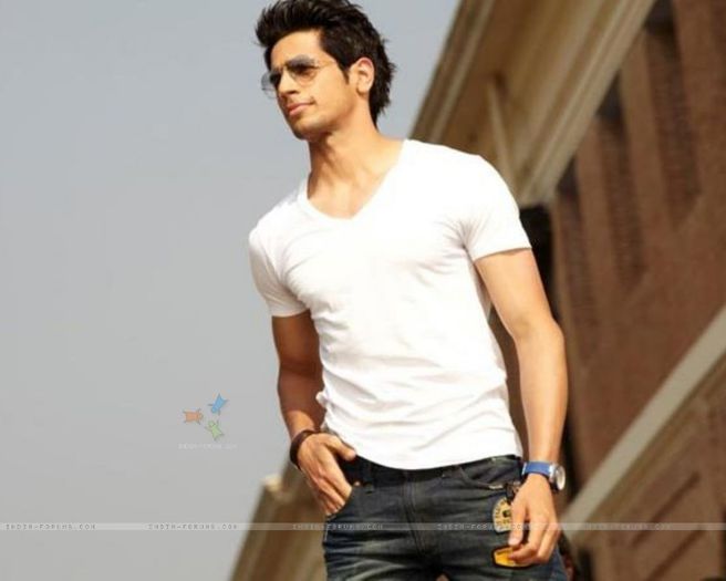 254373-siddharth-malhotra