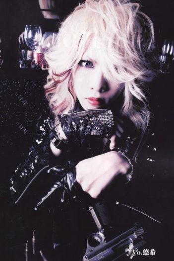 tumblr_mf6mlpJYRs1rh9jnzo1_500 - Diaura si Lycaon