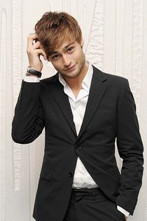 ☻Douglas Booth☻