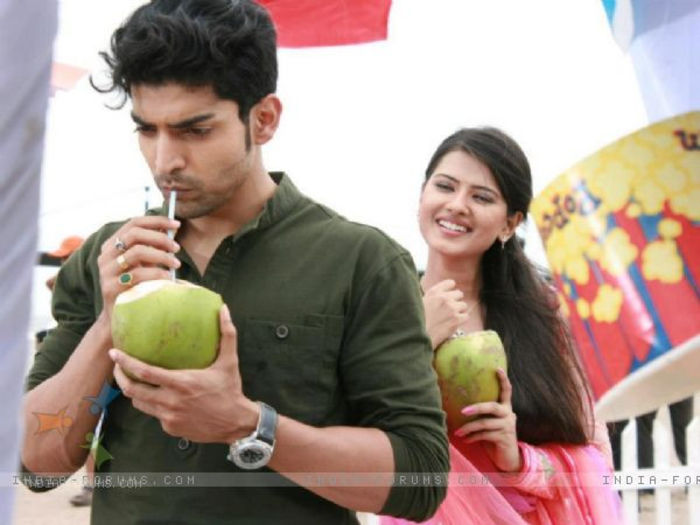 240862-gurmeet-choudhary-kratika-sengar - Gurmeet si Kratika love