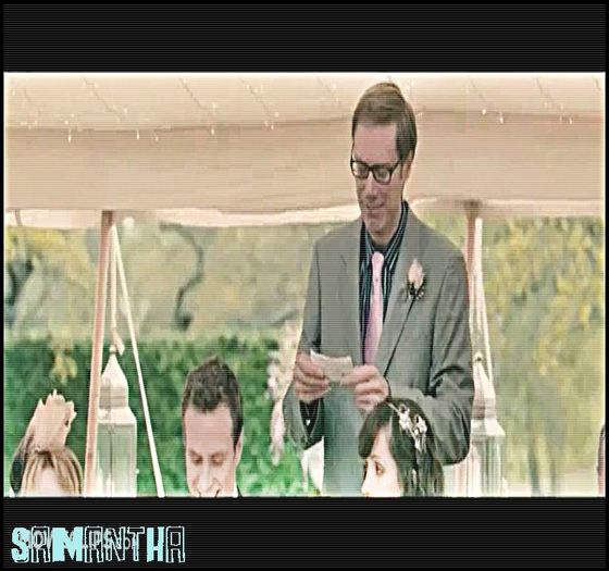 Popa : * tuseste putin ;; isi aranjeaza cartea acolo *