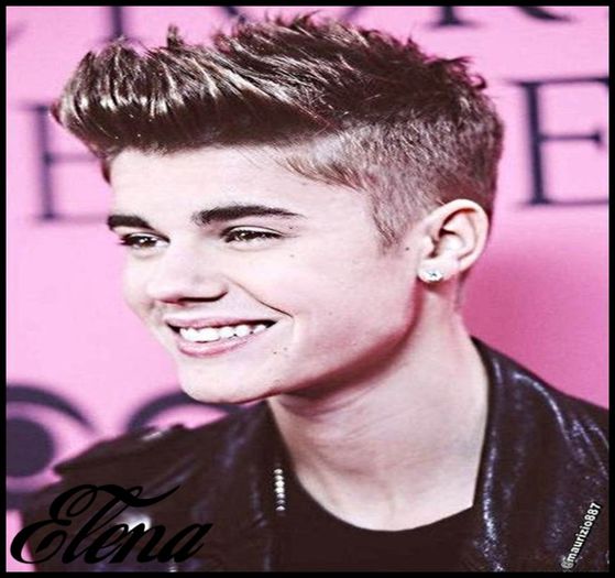 Ce faci ? :> Hai in camera :) *o ia de mana*