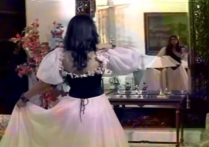 kareena mica