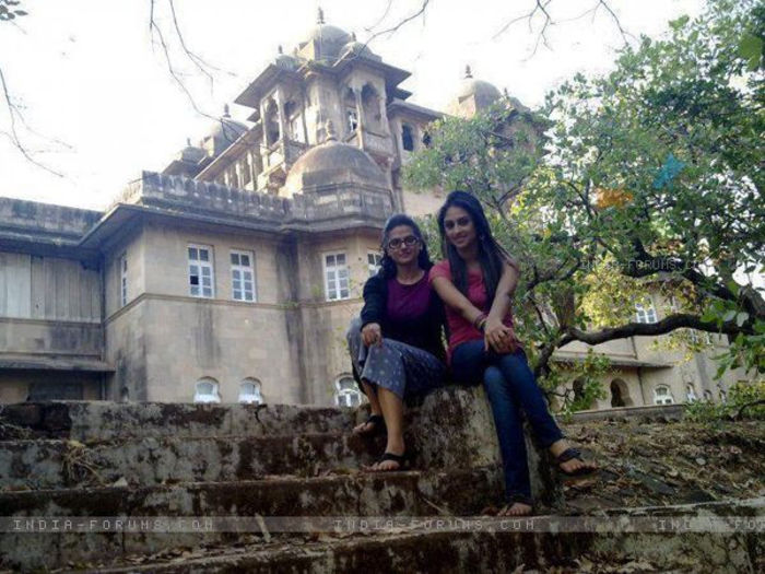 195156-kratika-sengar-and-krystle-douza