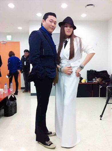 gummy with psy - Gummy